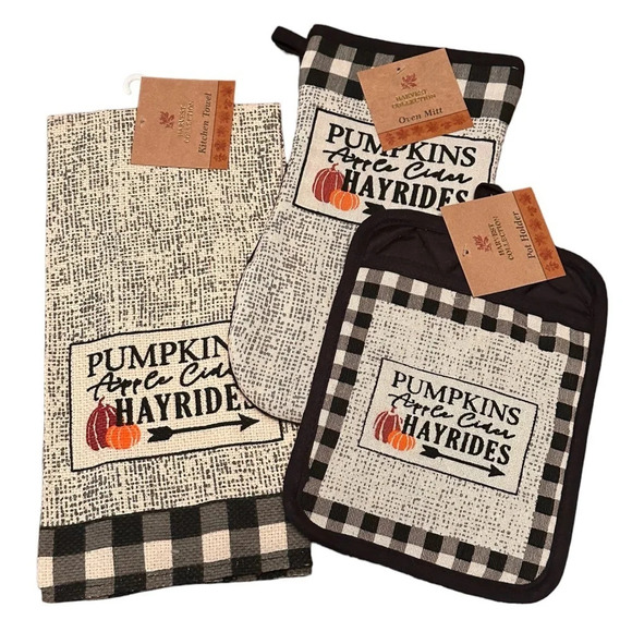 NWT fall kitchen bundle - Picture 1 of 5